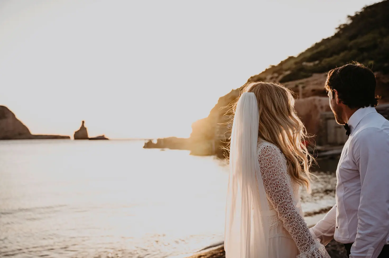 Boda en Elements Ibiza con vistas al mar en Benirras